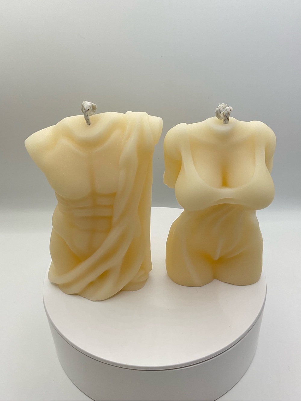 🕯️🌊NIB Handmade Body Sculpture scented Candles - Picture 3 of 4